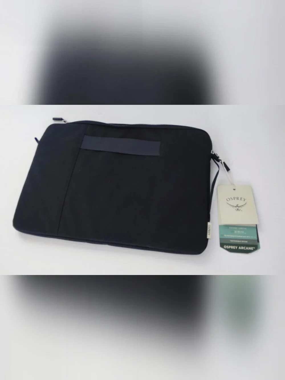 NWT. Osprey Arcane Black Laptop Sleeve. 11×16×1.